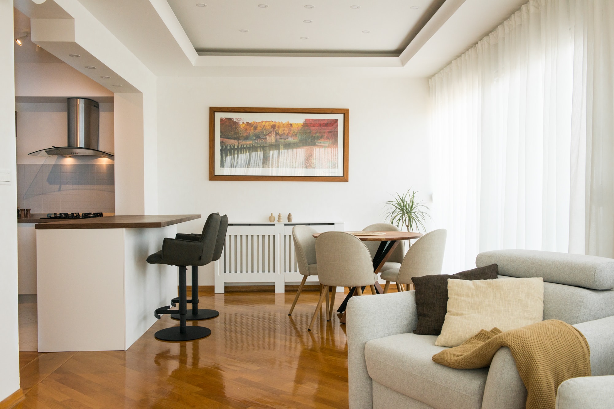Open-plan living room, dining area and kitchen at Luma Residence Zagreb